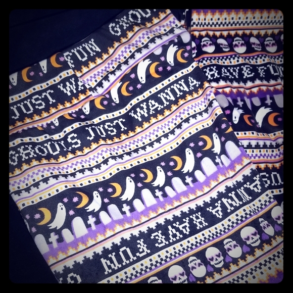 No Boundaries Pants - BNWTSuper Plush High Rise Velour Halloween Legging